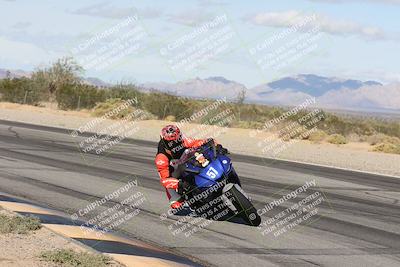 media/Nov-16-2025-Race Pace (Sun) [[8c5fa54630]]/Non Verified Riders (1st 20 Minutes)/3-Turn 3 Inside (11am)/